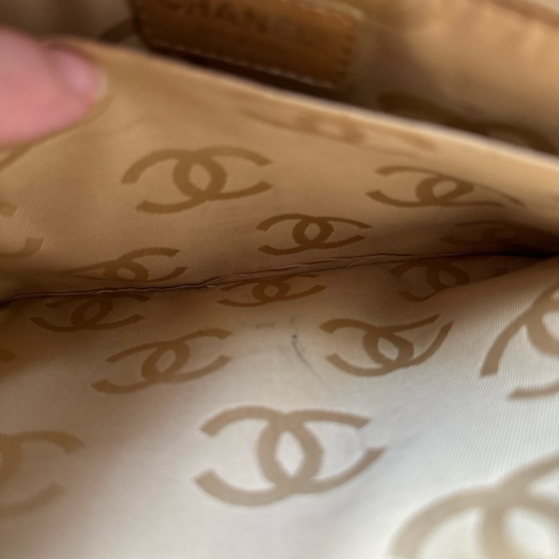 ✨【Vintage Chanel 奶油小雞黃小托特】✨ 超少見夢幻奶油色🤍🐥 老香控一定會愛的法式外縫線薇薇安-22