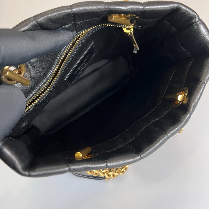 YSL 764051 黑羊皮方塊包-5