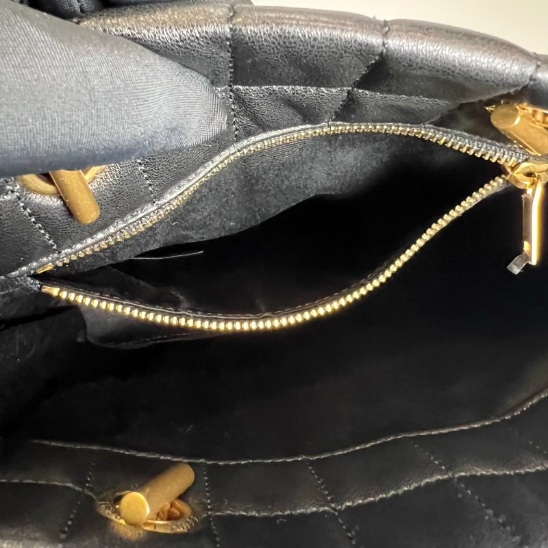 YSL 764051 黑羊皮方塊包-6