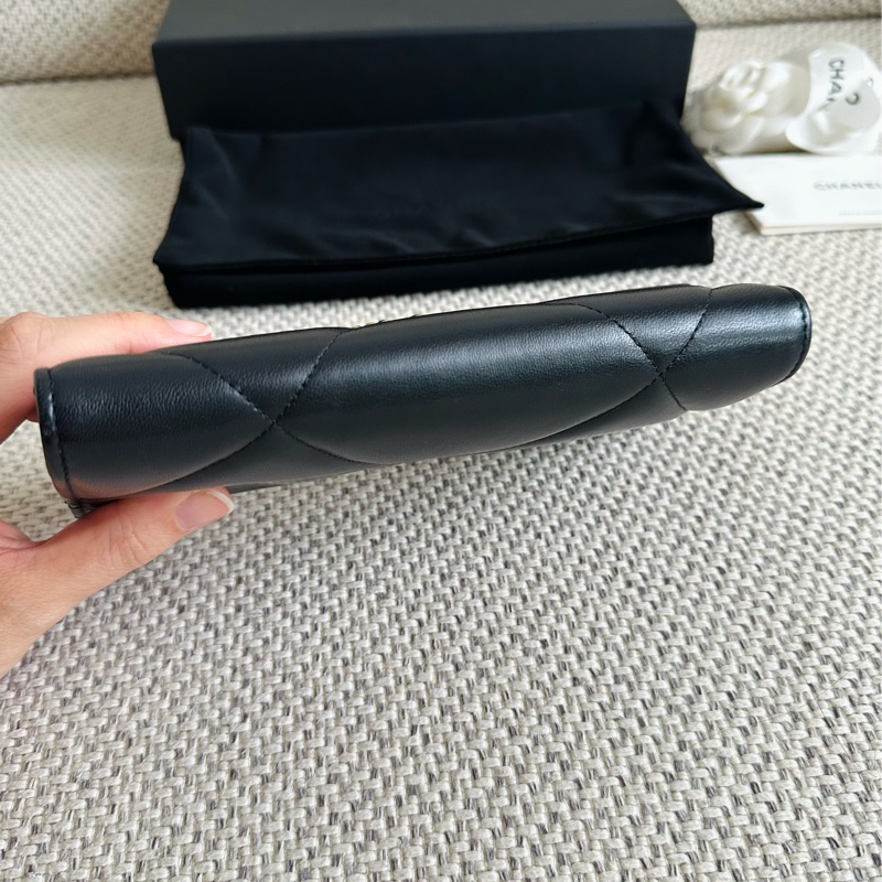 ~~Chanel 黑色19翻蓋長夾~~-6