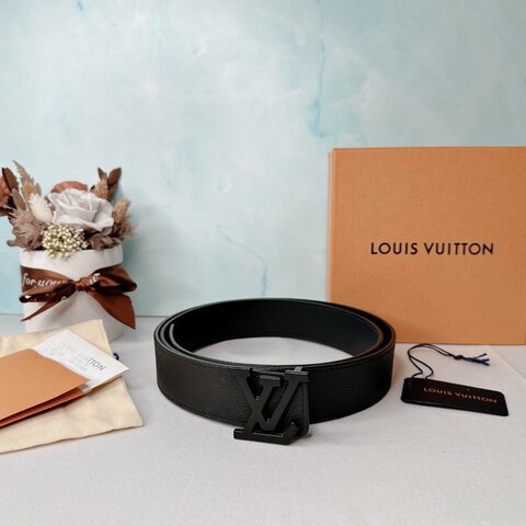 LV Aerogram黑色皮革皮帶