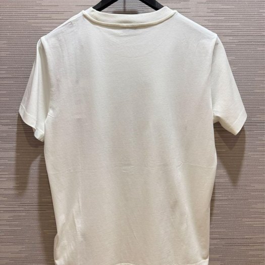 💎Han's house精品服飾💎 moncler 鯊 刺繡 短 T 現貨 青年款=男成人XS S 原價7900-1