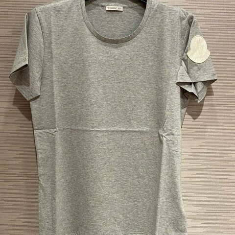 💎Han's house精品服飾💎moncler 立體刺繡 LOGO 短 T 灰 現貨 女 L 男S
