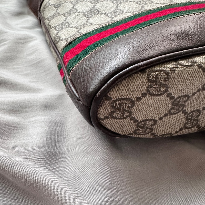 ✨【Vintage Gucci 經典GG Ophidia肩背包】✨ 老花控看到會直接心動的那種復古美❤️90年代 Gucci 氛圍感直接拉滿-9