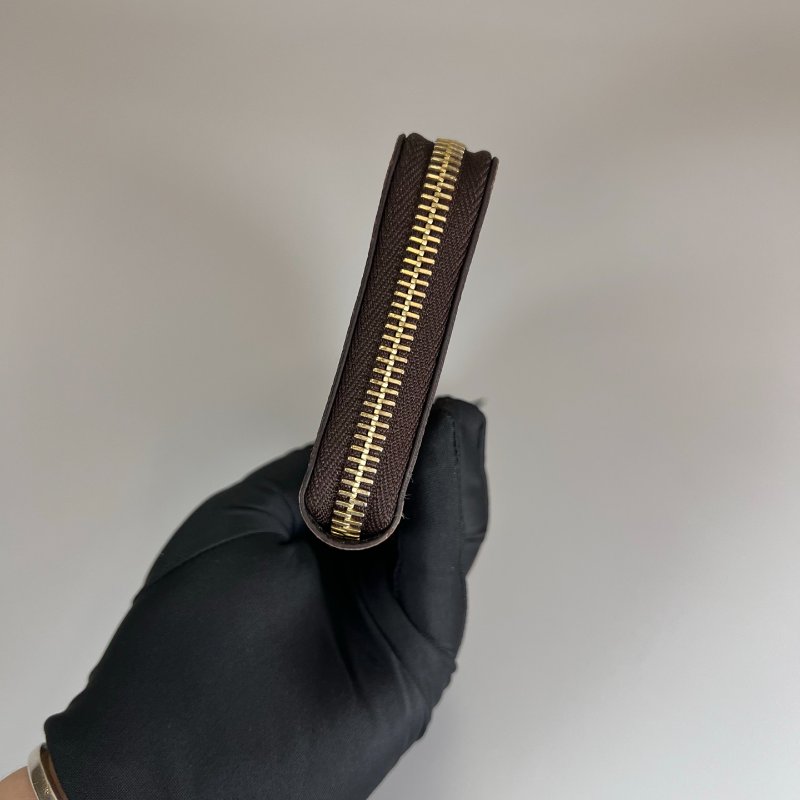 LV M82336/晶片款 Reverse logoㄇ拉長夾 尺寸:20*9*2cm 附屬品:盒裝/防塵袋 TE3607-2