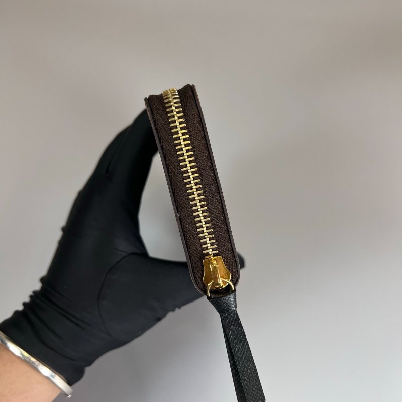 LV M82336/晶片款 Reverse logoㄇ拉長夾 尺寸:20*9*2cm 附屬品:盒裝/防塵袋 TE3607-3
