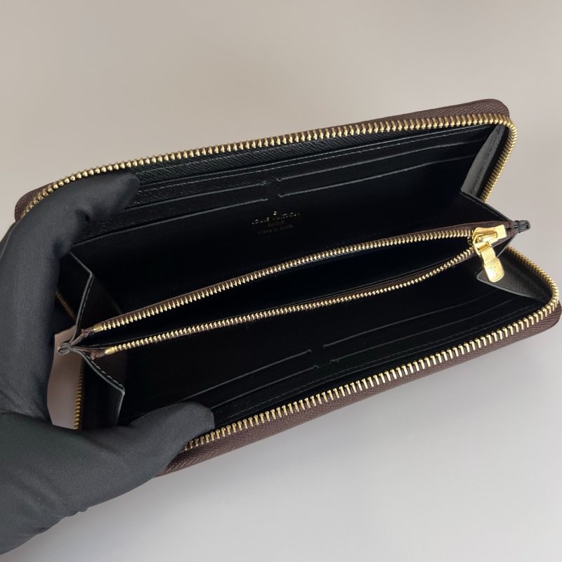 LV M82336/晶片款 Reverse logoㄇ拉長夾 尺寸:20*9*2cm 附屬品:盒裝/防塵袋 TE3607-4