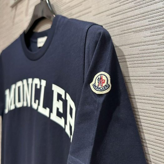 💎Han's house精品服飾💎moncler LOGO 短 T 深藍 青年款=男成人XS S-4