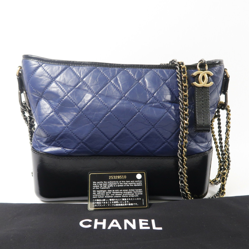 CHANEL 牛皮皮革Gabrielle Medium鏈帶肩背袋-10