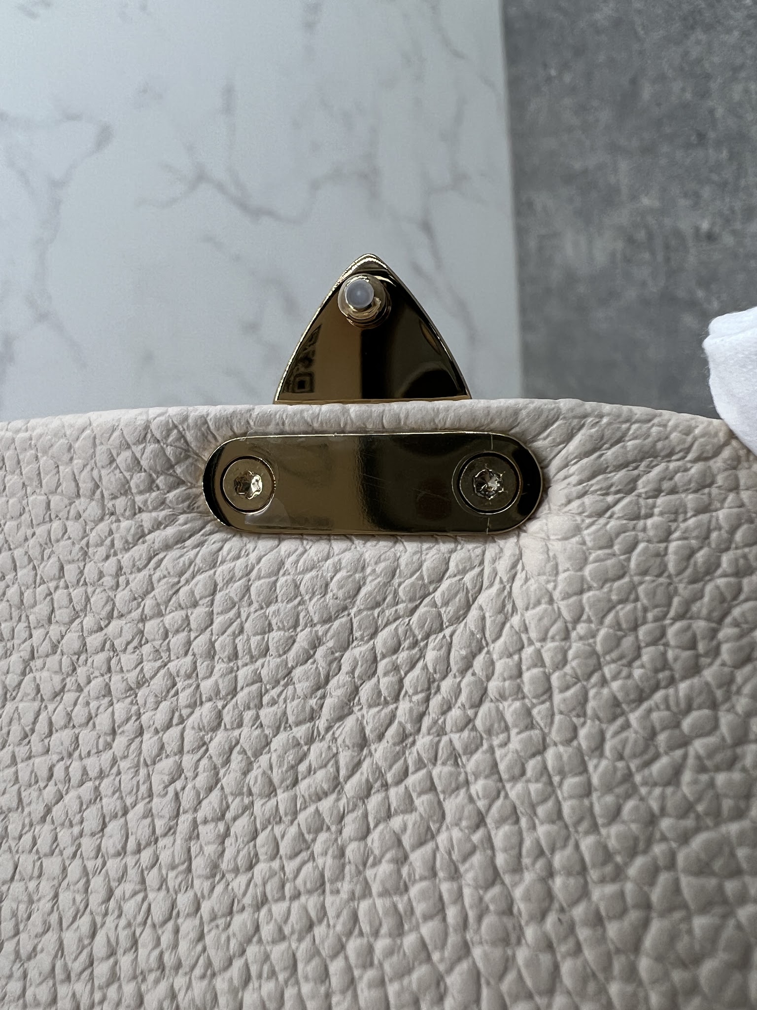 香緹國際精品 LV Nano Madeleine 1031-10