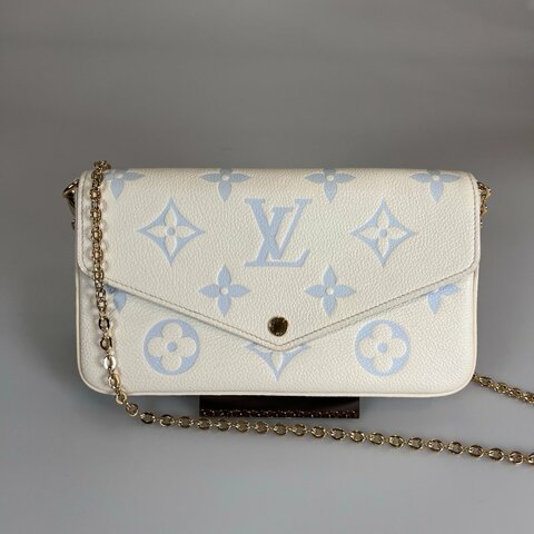 LV M83025/晶片款 白皮革壓紋三合一WOC包