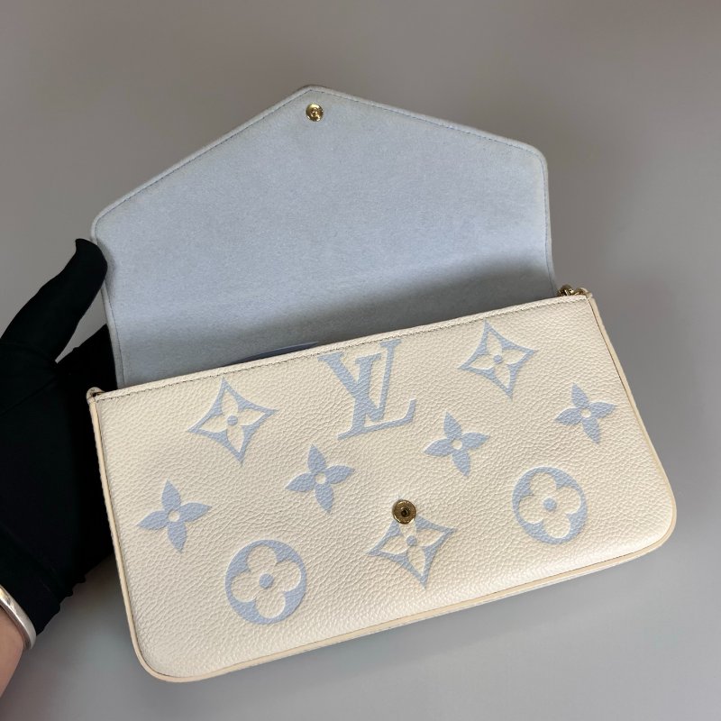 LV M83025/晶片款 白皮革壓紋三合一WOC包-4