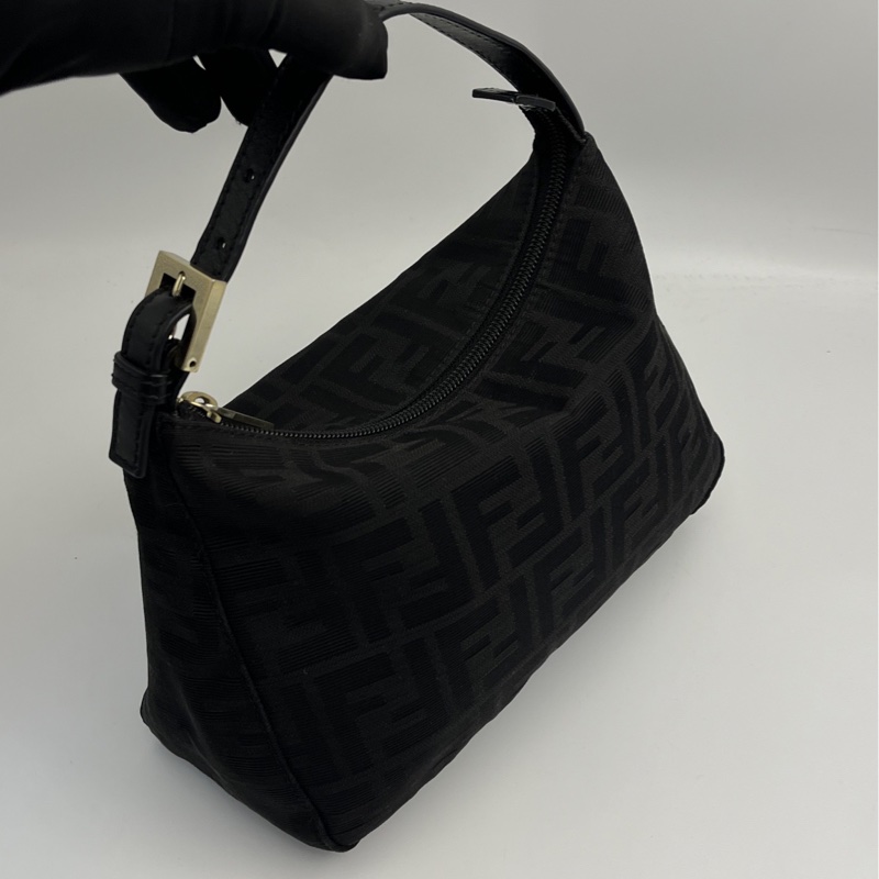 🏷️ Fendi 飯盒包-4