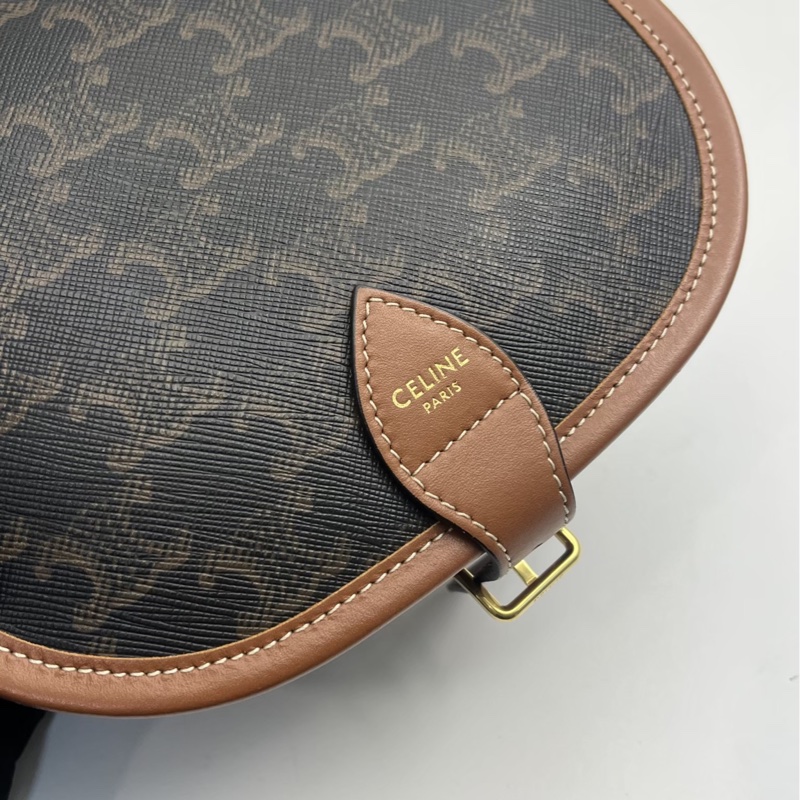 🏷️ Celine 馬鞍-4
