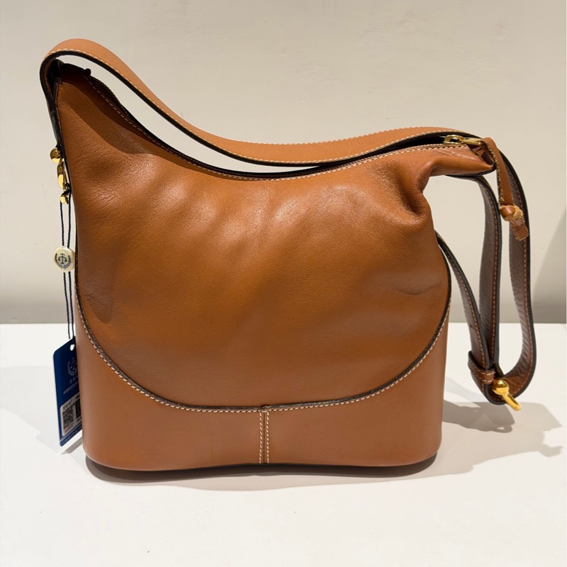 Loewe 羅意威vintage子母水桶腋下包 老錢風滿滿 皮質超級柔軟 肩帶可調節-0
