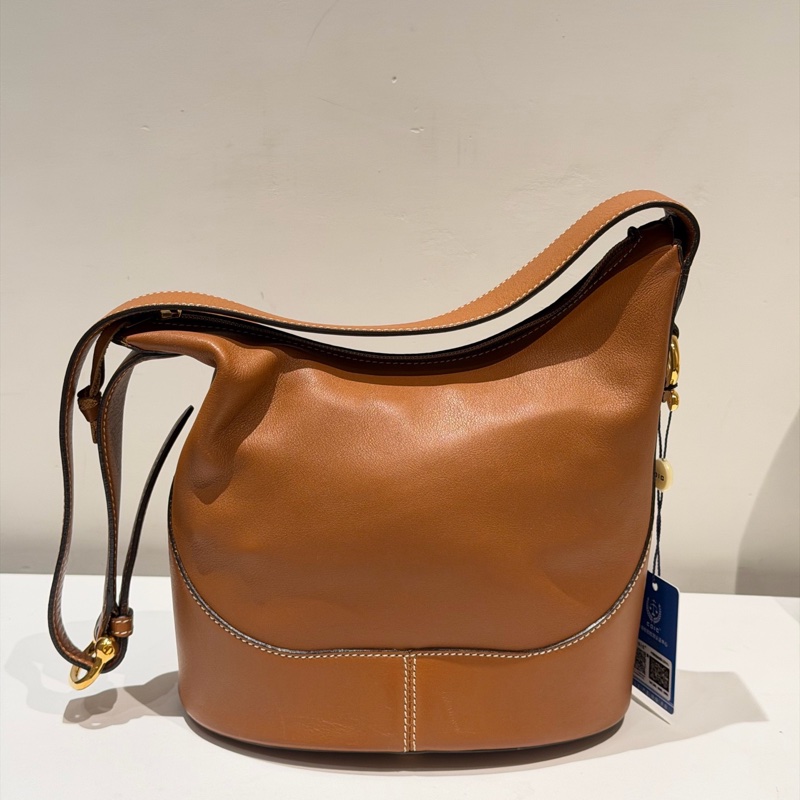 Loewe 羅意威vintage子母水桶腋下包 老錢風滿滿 皮質超級柔軟 肩帶可調節-1