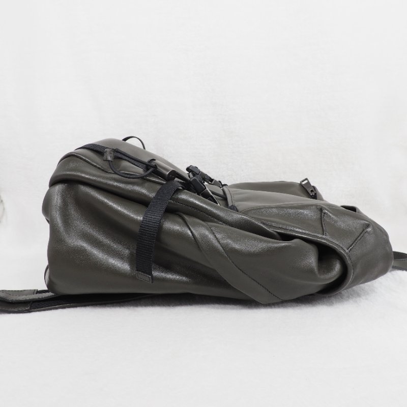 Prada Backpack 普拉達男裝軍綠色真皮後背包-7