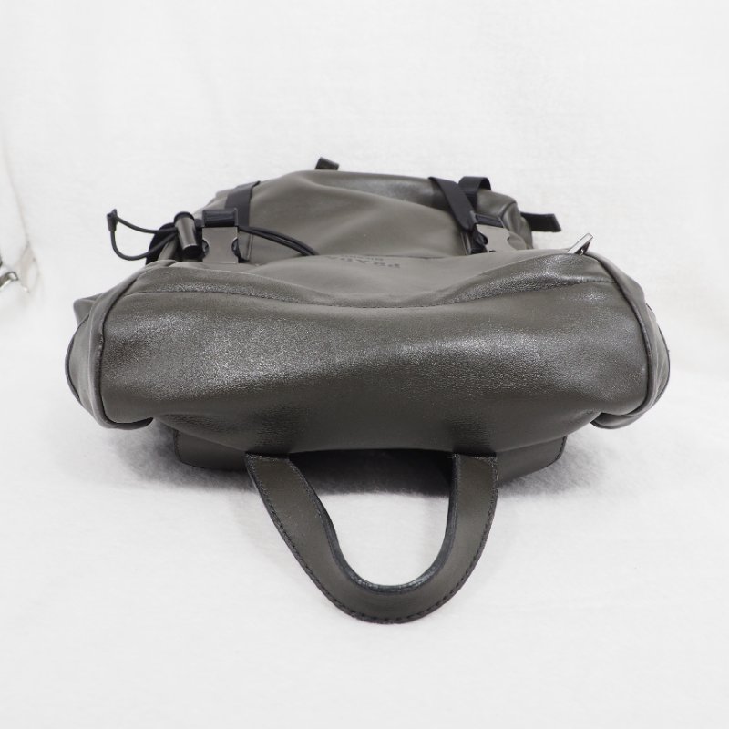 Prada Backpack 普拉達男裝軍綠色真皮後背包-9