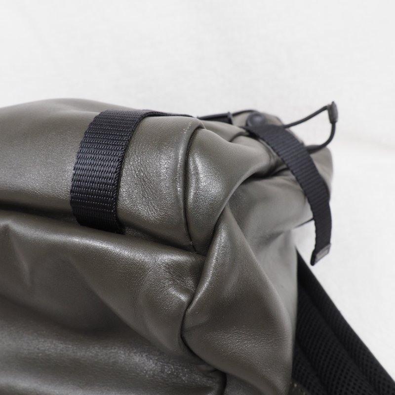 Prada Backpack 普拉達男裝軍綠色真皮後背包-12
