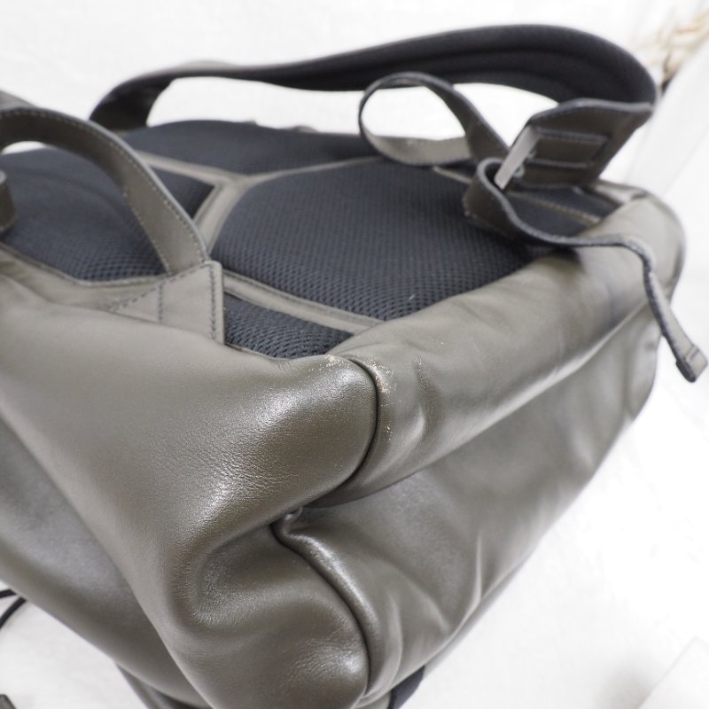 Prada Backpack 普拉達男裝軍綠色真皮後背包-13