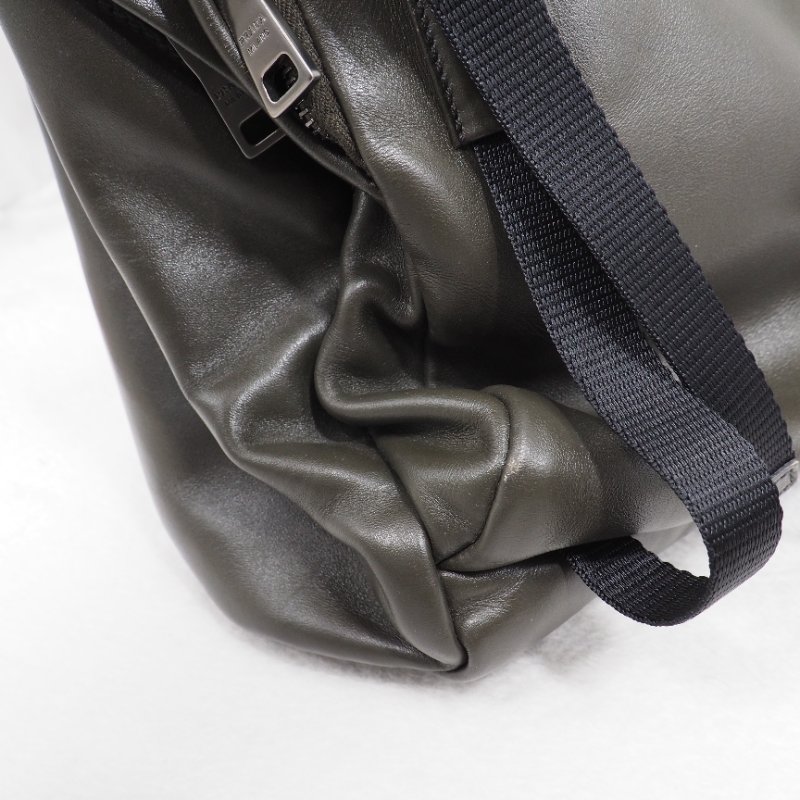 Prada Backpack 普拉達男裝軍綠色真皮後背包-25