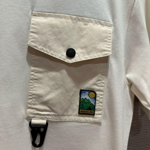 💎Han's house精品服飾💎 moncler 滑雪系列 拼接 尼龍 短 T 白 現貨 S / L 原價13800-4