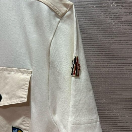 💎Han's house精品服飾💎 moncler 滑雪系列 拼接 尼龍 短 T 白 現貨 S / L 原價13800-8