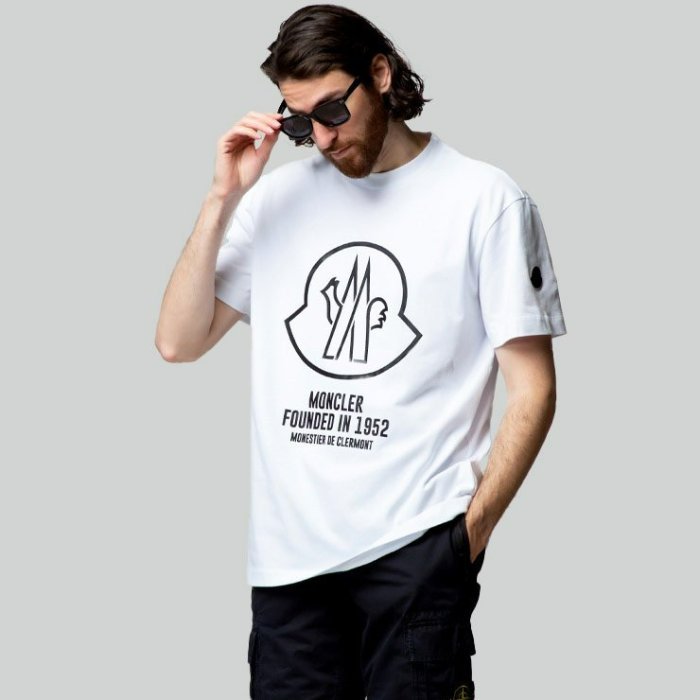 💎Han's house精品服飾💎moncler LOGO 短 T 現貨XXL-0