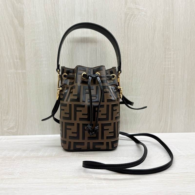 FENDI✨棕色Mon Tresor mini水桶包/8BS010-2