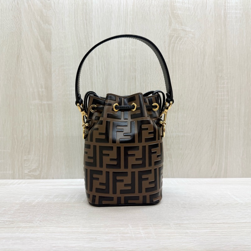 FENDI✨棕色Mon Tresor mini水桶包/8BS010-3