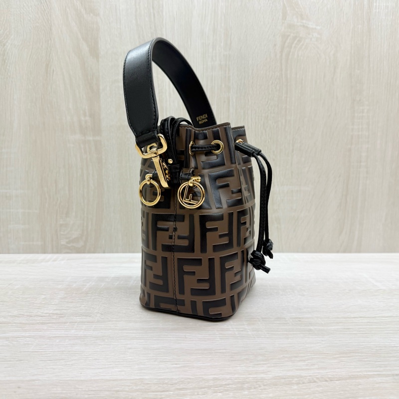 FENDI✨棕色Mon Tresor mini水桶包/8BS010-5