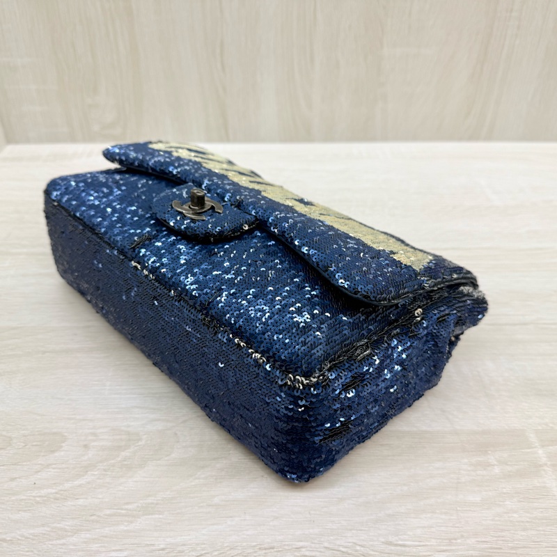 chanel 全場焦點✨藍coco cuba 亮片包-7