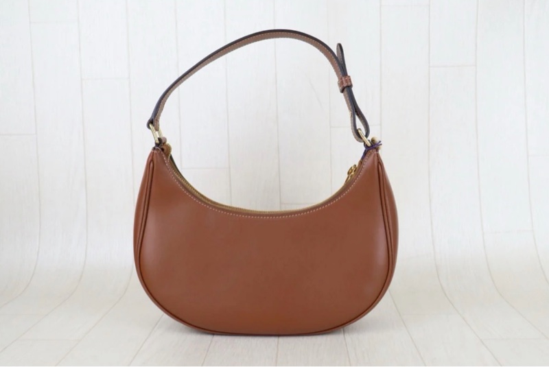 「JL精品代購」98新 Celine ava 刺繡凱旋門月牙包-4