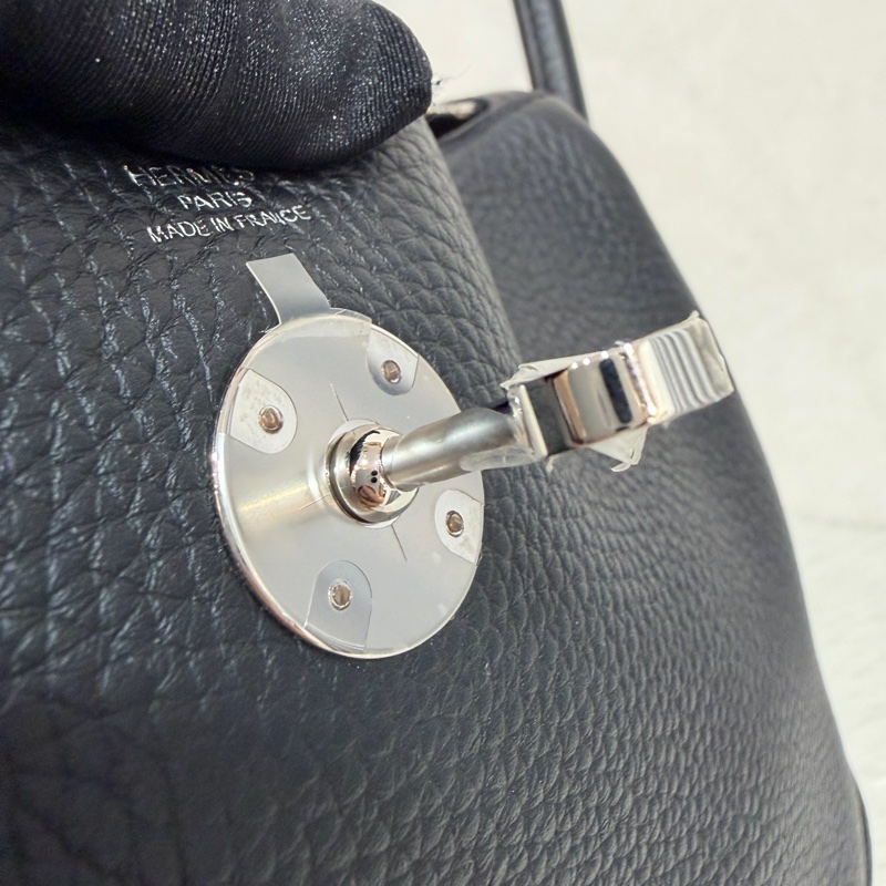 HERMES LINDY 26 黑銀全新G刻 手提包 斜背包 側背包 斜挎包-31