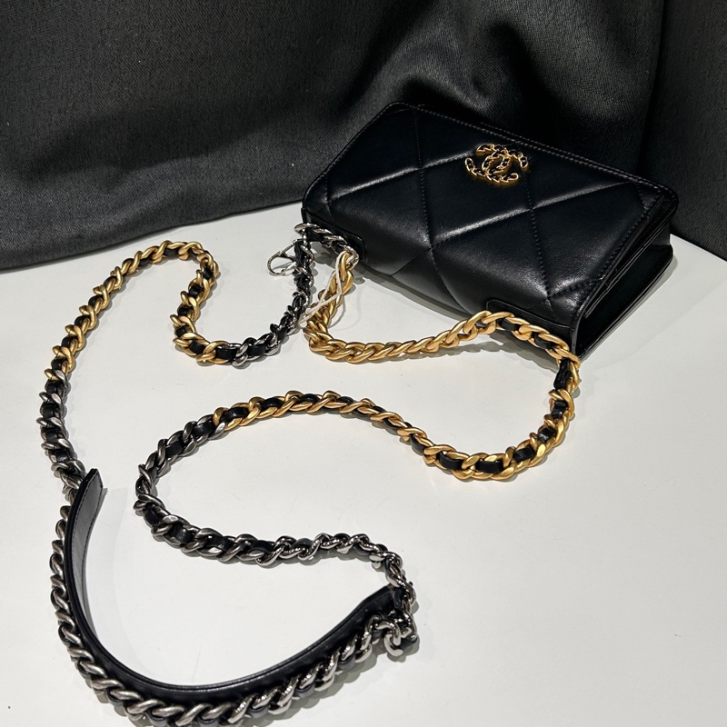 Chanel 香奈兒19bag woc 芯片款 黑金菱格山羊皮鏈條包-7