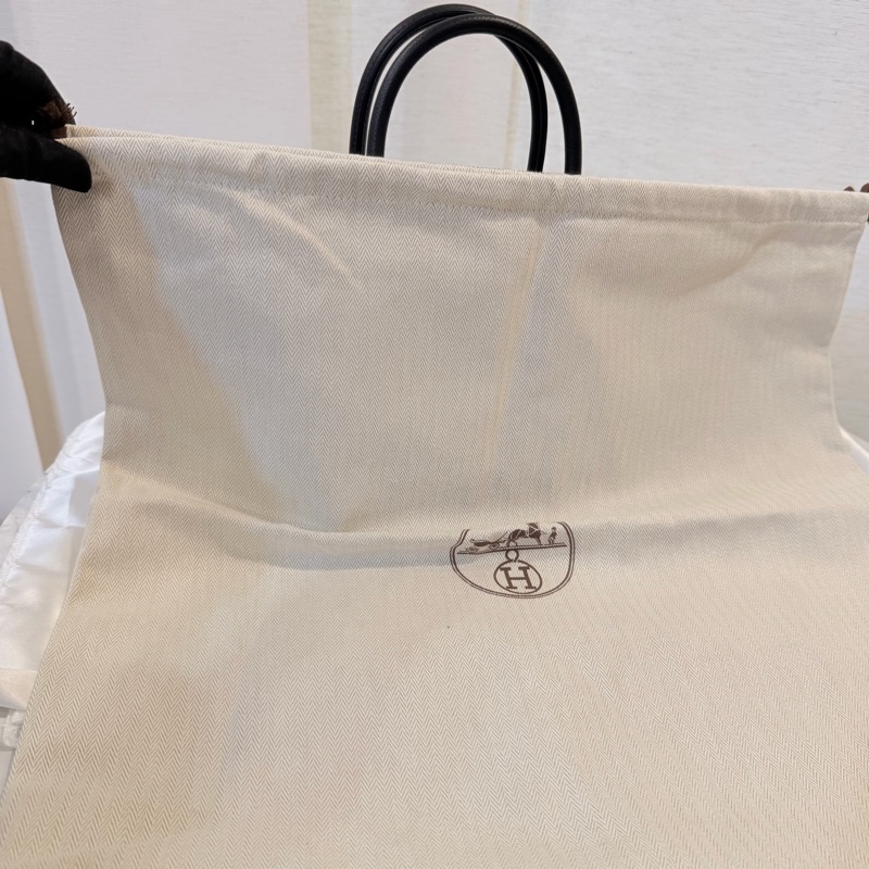 Hermes 89黑Epsom皮金釦Bolide 25-30