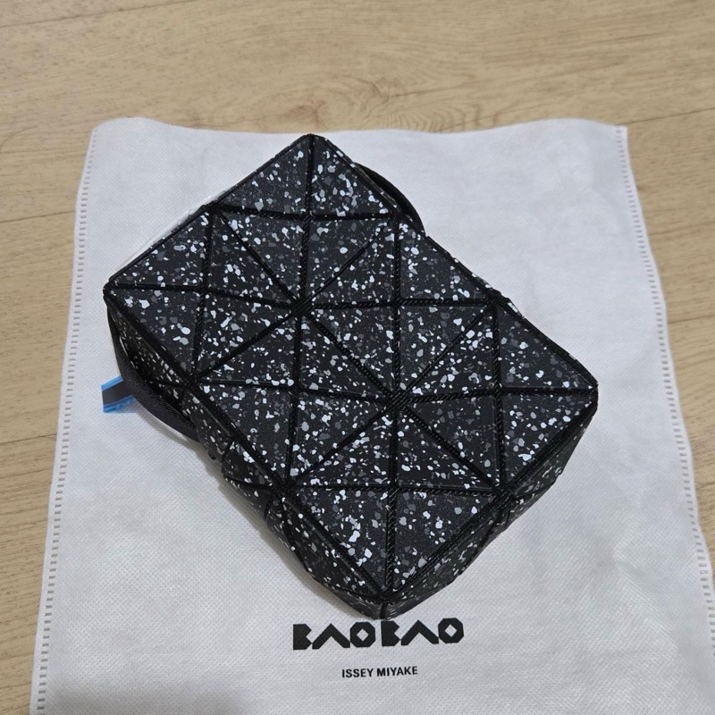 Issey Miyake 三宅一生 BaoBao city包 邱比特包 潑墨色 限量款 斜背包-2