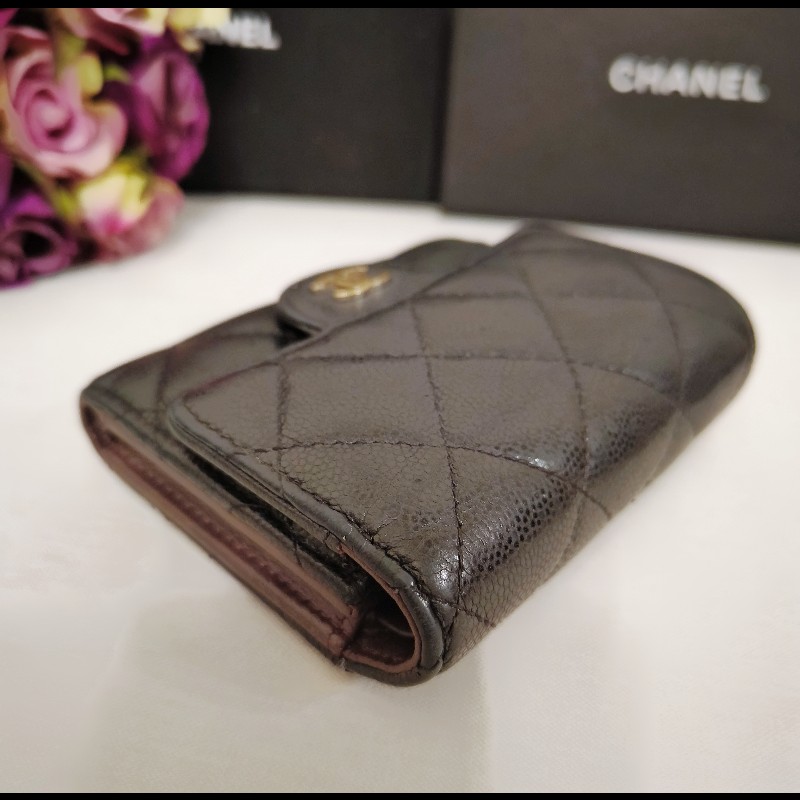 Chanel 經典菱格紋三折羊皮短夾-11