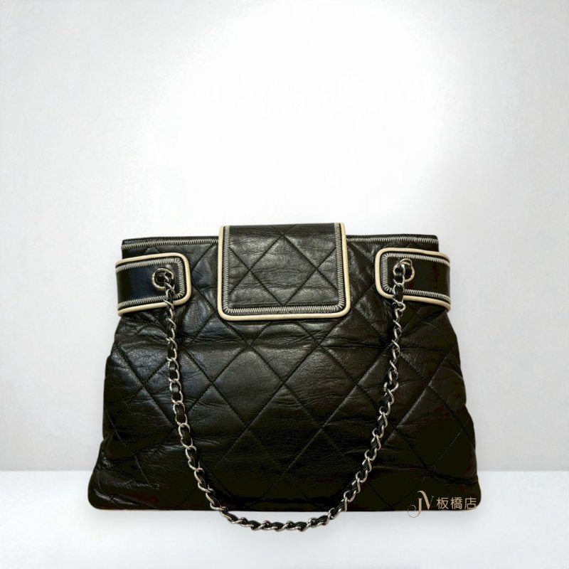 JS1233-CHANEL 黑色小羊皮絎縫下蓋肩背包A46047-3