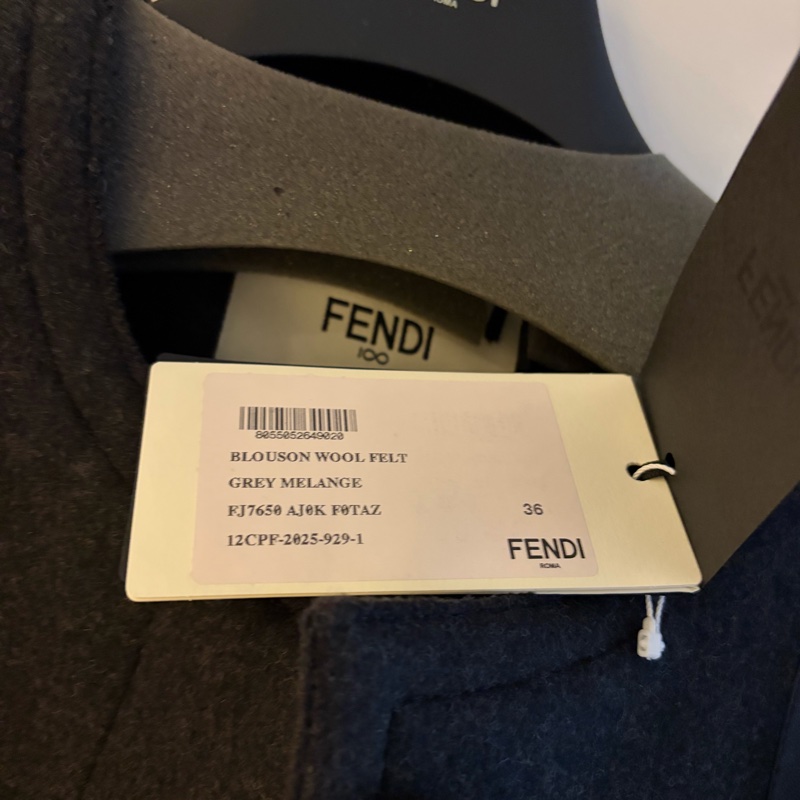 Fendi 羊毛拼接羊皮外套-11