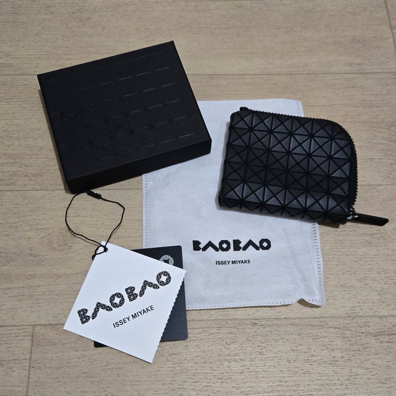 Issey Miyake 三宅一生 BaoBao kuro系列 零錢包短夾 霧黑色-3
