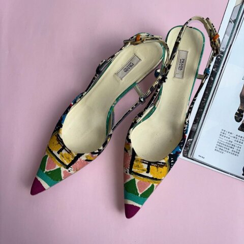 36號 ::Prada:: 維尼斯印花彩繪尖頭低跟涼鞋 Venezia Print Heal Sling Back Shoes