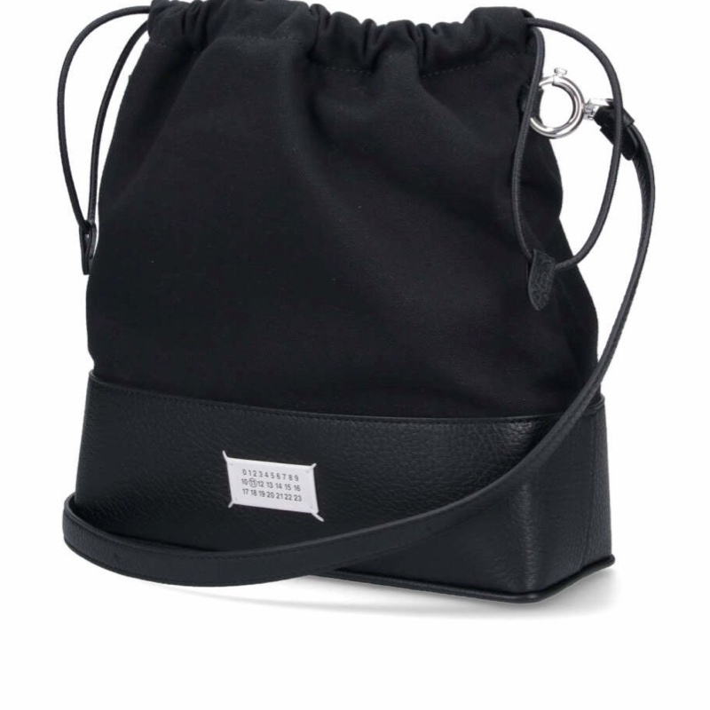 Maison Margiela 男女同款 小號5AC徽標雙肩包均碼碼小號、29cm*10cm*27cm-1