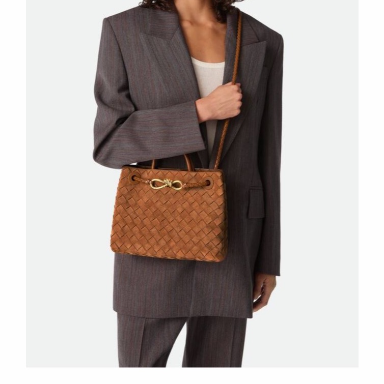 Bottega Veneta 女士 Andiamo 單肩包均碼碼小號、25cm*10cm*20cm-4