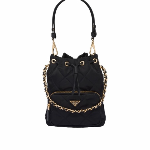Prada 女士 徽標拉鍊單肩包均碼碼17.5cm*12cm*22.5cm