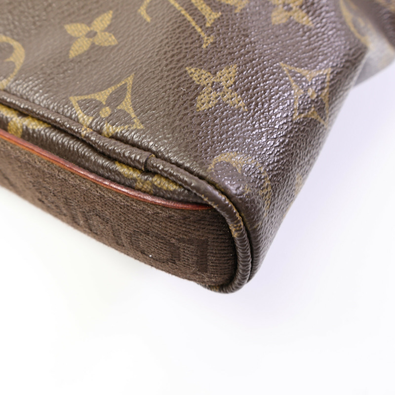 LOUIS VUITTON Monogram Trotteur Beaubourg金扣肩背袋-12