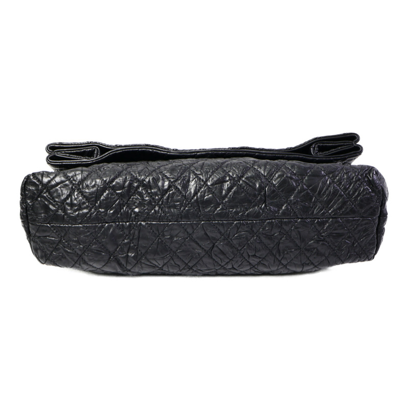 CHANEL 牛皮皮革Quilted Crinkled Calfskin Fold-Over Bag鏈帶肩背袋-3