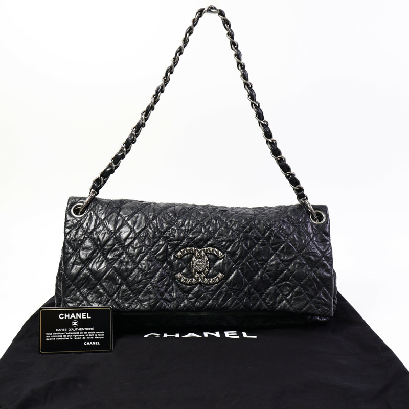 CHANEL 牛皮皮革Quilted Crinkled Calfskin Fold-Over Bag鏈帶肩背袋-9