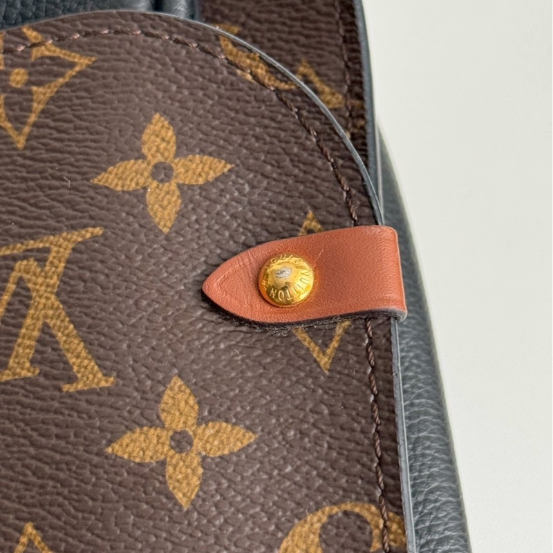 98新🖤 全配有購證🙌🏻 Louis Vuitton LV 路易威登 Vaugirard 郵差包-17