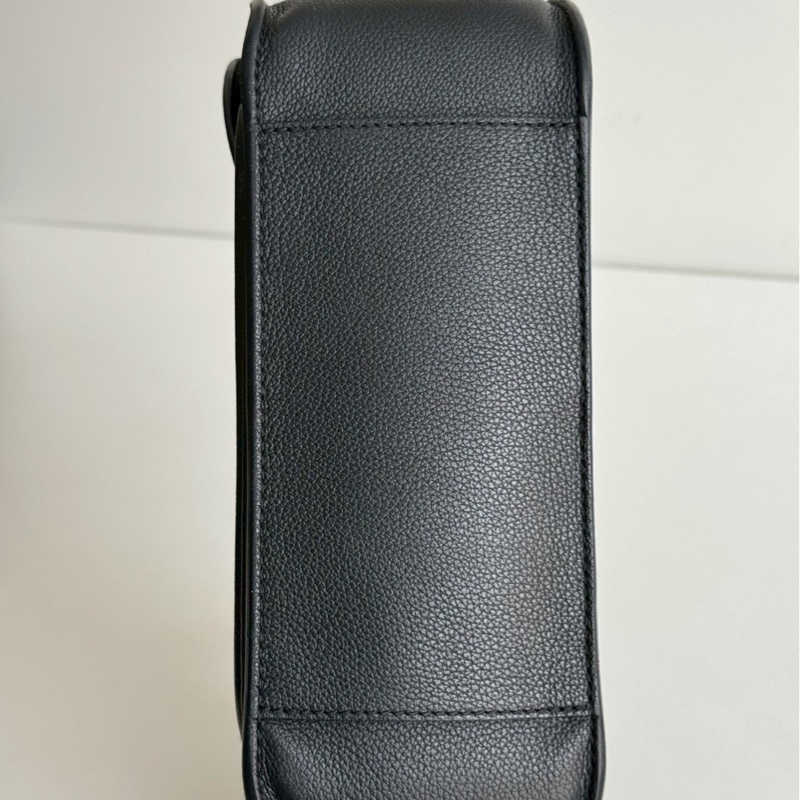 98新🖤 全配有購證🙌🏻 Louis Vuitton LV 路易威登 Vaugirard 郵差包-22